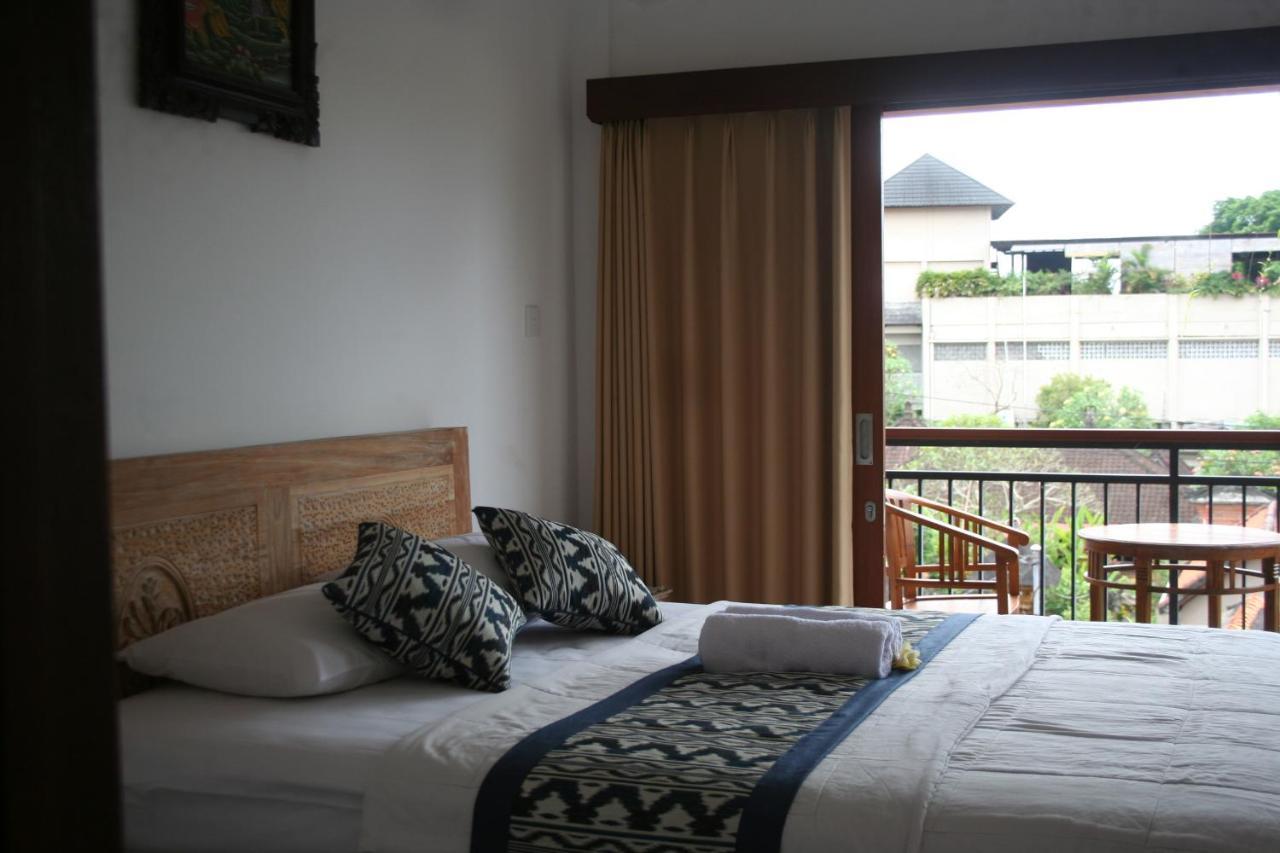 Run House B&B Ubud Extérieur photo